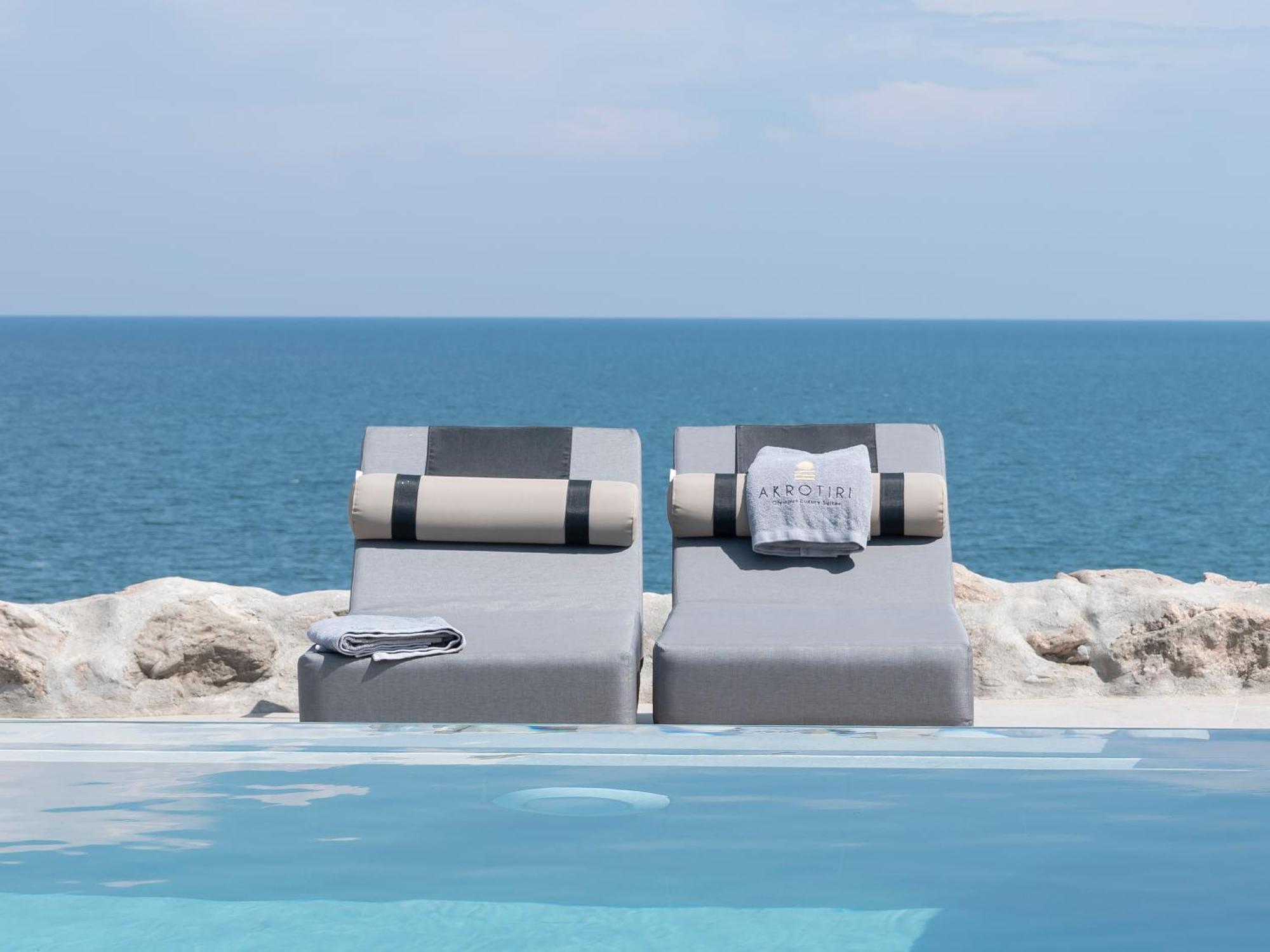 Akrotiri Olympus Luxury Suites - Adults Only Plaka Litochorou Exterior foto